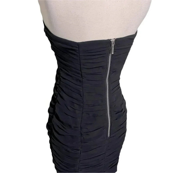 H&M S‎ black strapless ruched cocktail dress with zipper back - Picture 6 of 8